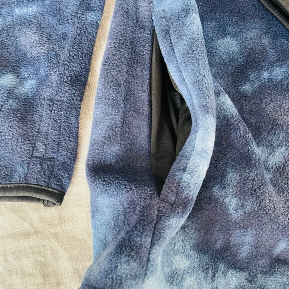 Old Navy Fleece Hoodie - Picture 3 of 4